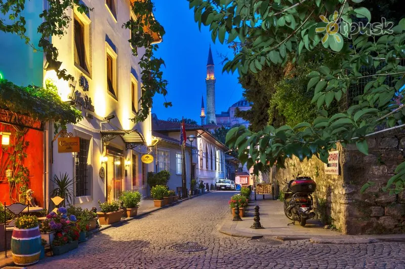 Фото отеля Zeynep Sultan Hotel 3* Стамбул Туреччина екстер'єр та басейни