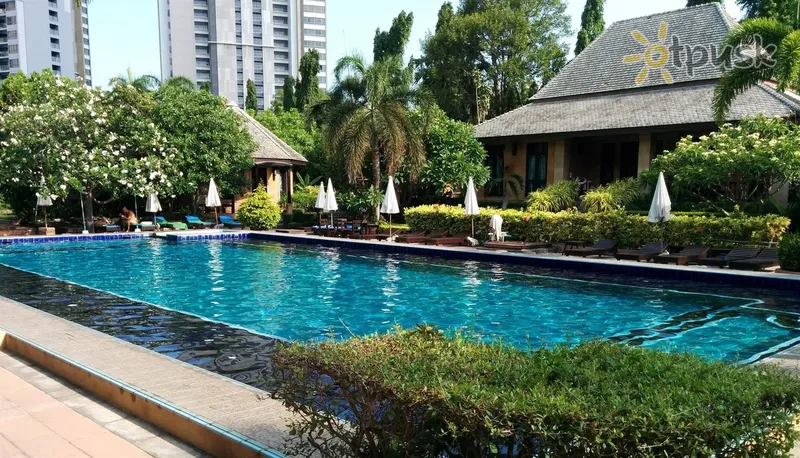 Фото отеля Plumeria Serviced Apartment 3* Паттайя Таиланд экстерьер и бассейны