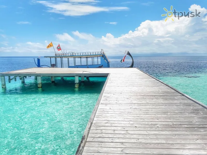 Фото отеля Real Ocean Keyodhoo Maldives 2* Вааву Атолл Мальдивы экстерьер и бассейны