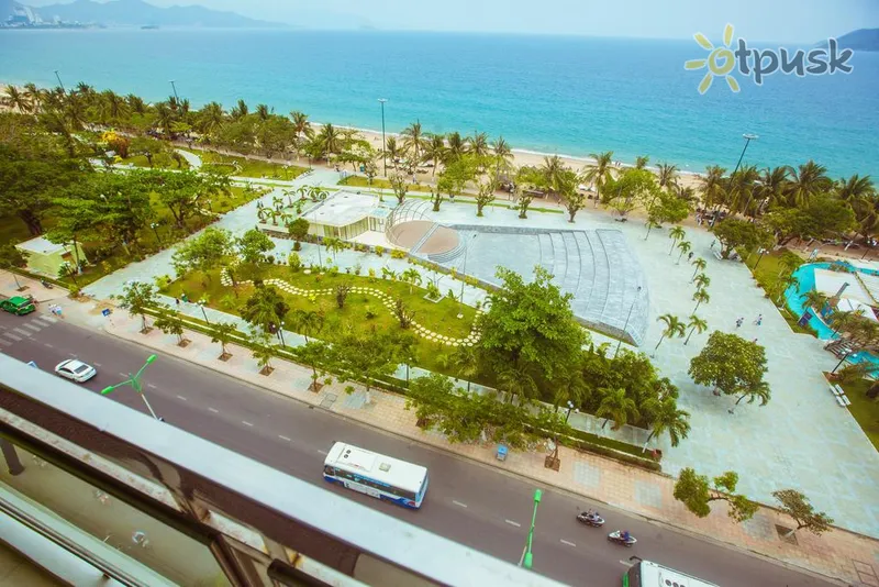 Фото отеля Oliver Hotel Nha Trang 3* Нячанг В'єтнам екстер'єр та басейни