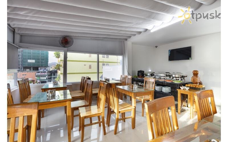 Фото отеля Royal Hotel Nha Trang 3* Нячанг Вьетнам бары и рестораны