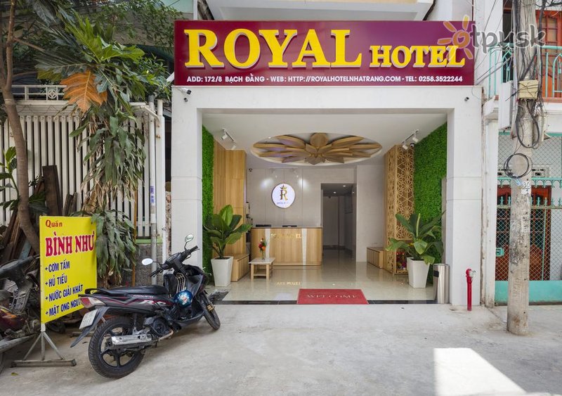 Фото отеля Royal Hotel Nha Trang 3* Нячанг Вьетнам экстерьер и бассейны