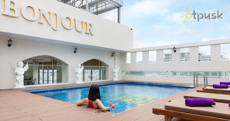 Фото отеля Bonjour Nha Trang Hotel 4* Нячанг Вьетнам экстерьер и бассейны