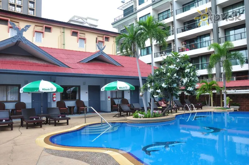 Фото отеля Sabai Lodge Pattaya 3* Паттайя Таиланд экстерьер и бассейны