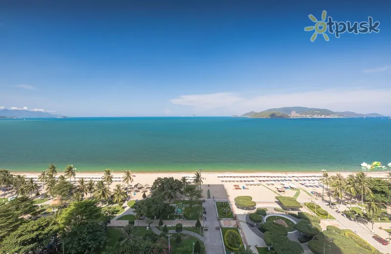 Фото отеля Citadines Bayfront Nha Trang 5* Нячанг Вьетнам пляж