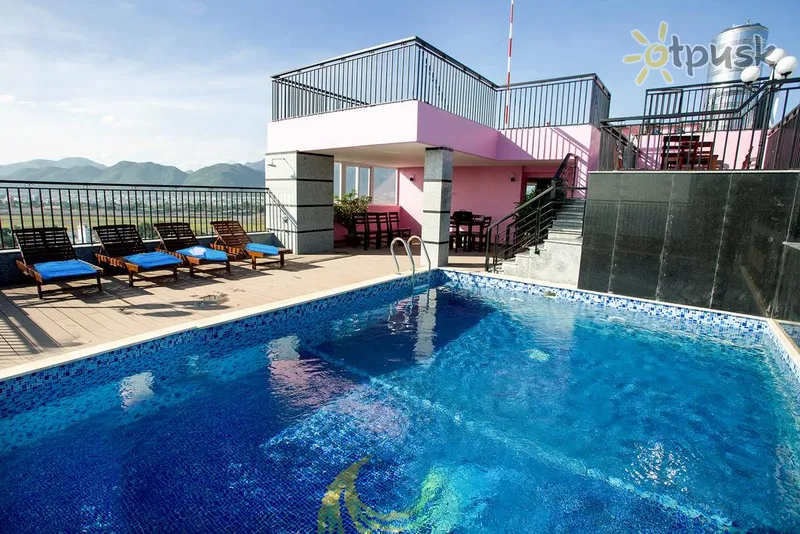 Фото отеля Golden Rain 2 Hotel 3* Нячанг В'єтнам екстер'єр та басейни