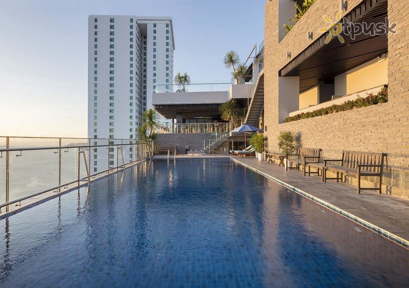 Фото отеля Maple Hotel & Apartment 4* Нячанг Вьетнам экстерьер и бассейны