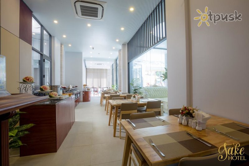 Фото отеля Sake Hotel 3* Нячанг Вьетнам бары и рестораны