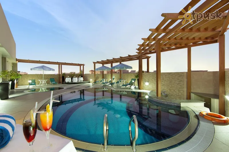 Фото отеля Lotus Grand Hotel 4* Дубай ОАЕ екстер'єр та басейни