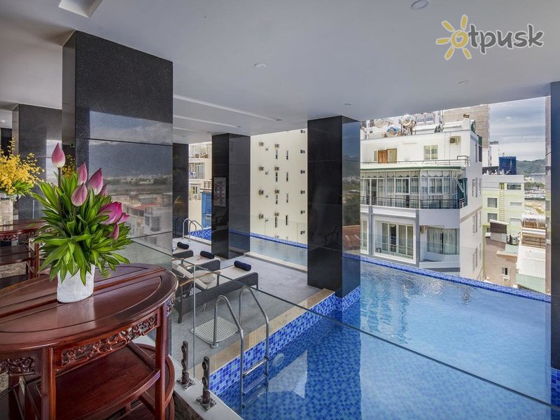 Фото отеля Red Sun Nha Trang Hotel 4* Нячанг Вьетнам номера