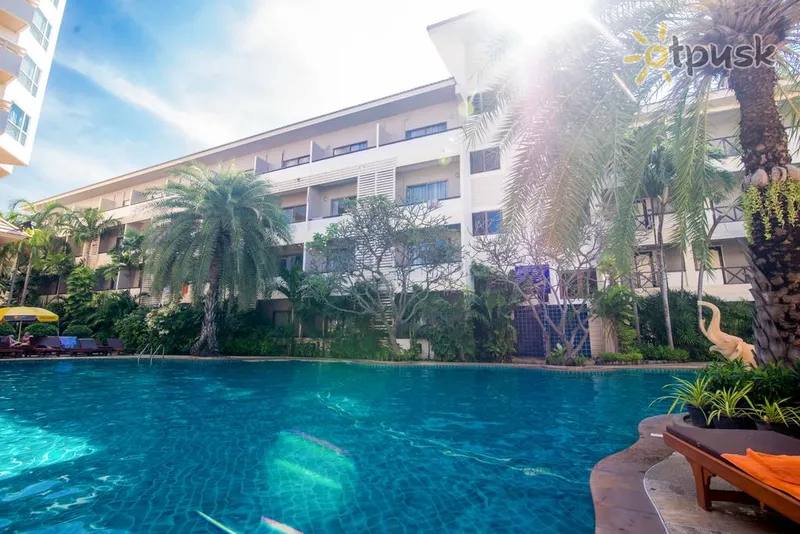 Фото отеля Sea Breeze Jomtien Resort 3* Pataja Tailandas išorė ir baseinai