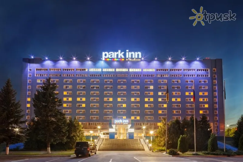 Фото отеля Park Inn by Radisson Sheremetyevo Airport Moscow Hotel 4* Москва росія екстер'єр та басейни