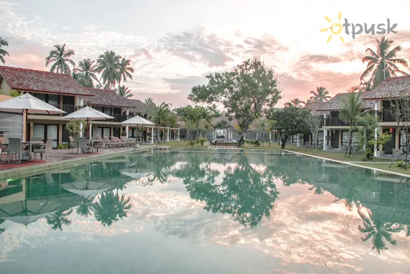 Фото отеля The Villas by Amaya 5* Wadduwa Šri Lanka išorė ir baseinai