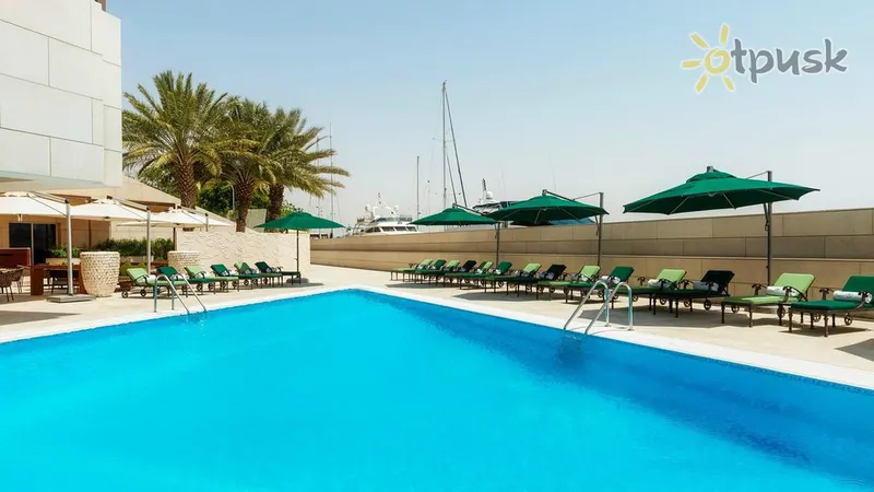 Фото отеля Sheraton Dubai Creek Hotel & Towers 5* Dubajus JAE išorė ir baseinai