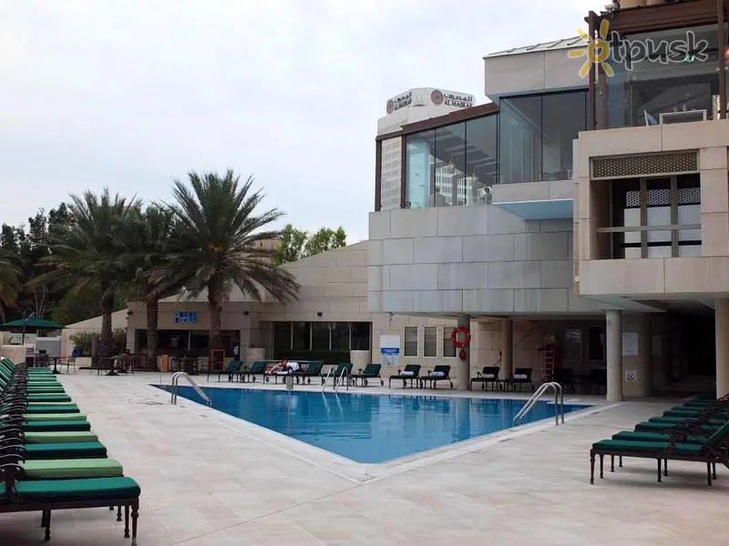 Фото отеля Sheraton Dubai Creek Hotel & Towers 5* Dubajus JAE išorė ir baseinai