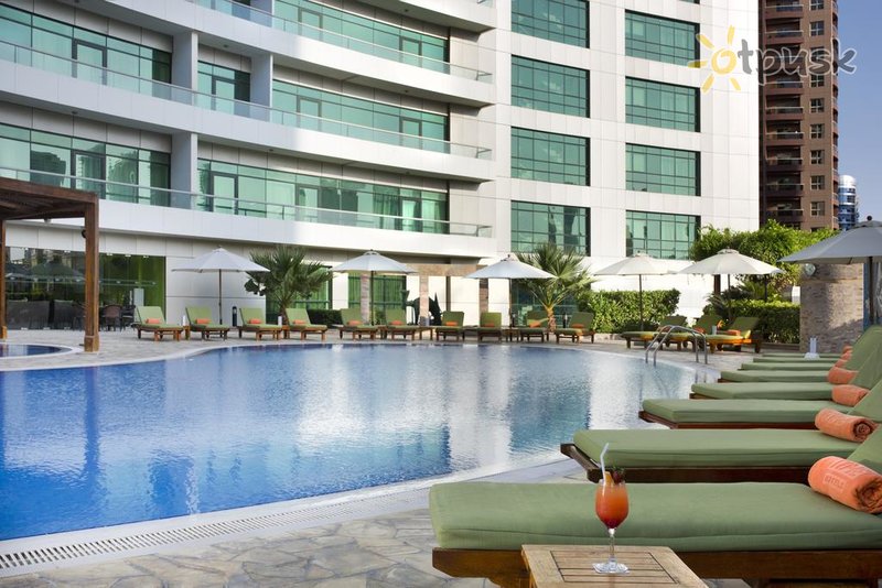 Фото отеля Time Oak Hotel & Suites 4* Дубай ОАЭ экстерьер и бассейны