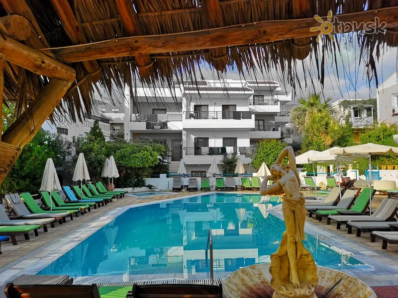 Фото отеля Elmi Suites Beach Hotel 4* о. Крит – Іракліон Греція екстер'єр та басейни