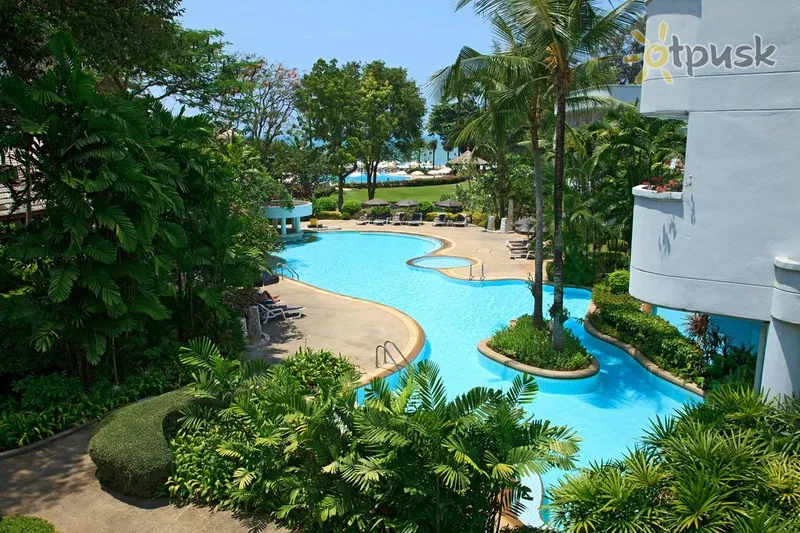 Фото отеля Novotel Rayong Rim Pae Resort Hotel 4* Паттайя Таиланд экстерьер и бассейны