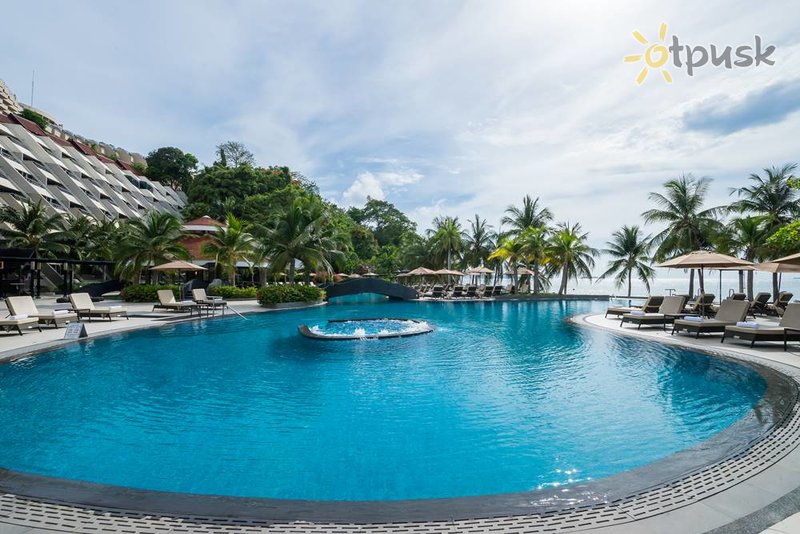 Фото отеля Royal Wing Suites & Spa 5* Паттайя Таиланд экстерьер и бассейны
