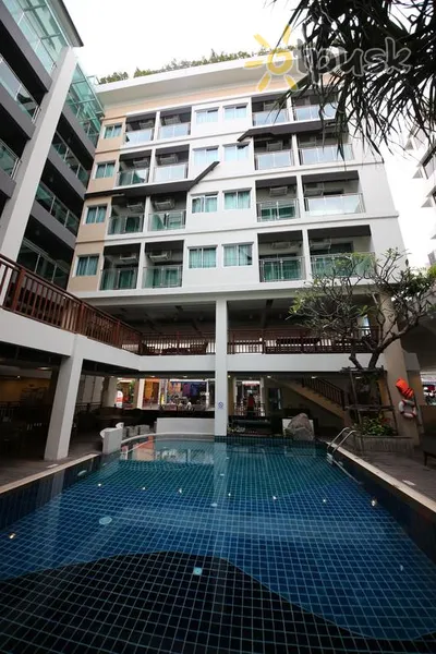 Фото отеля Sunshine Hotel & Residences 3* Паттайя Таиланд экстерьер и бассейны