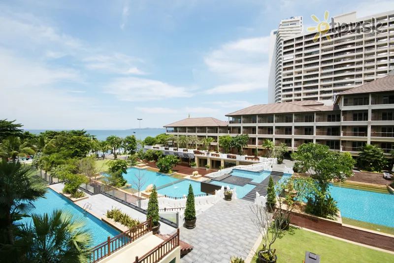 Фото отеля The Heritage Pattaya Beach Resort 4* Паттайя Таиланд экстерьер и бассейны