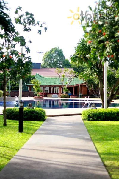 Фото отеля Tropicana Hotel 3* Pataja Tailandas išorė ir baseinai