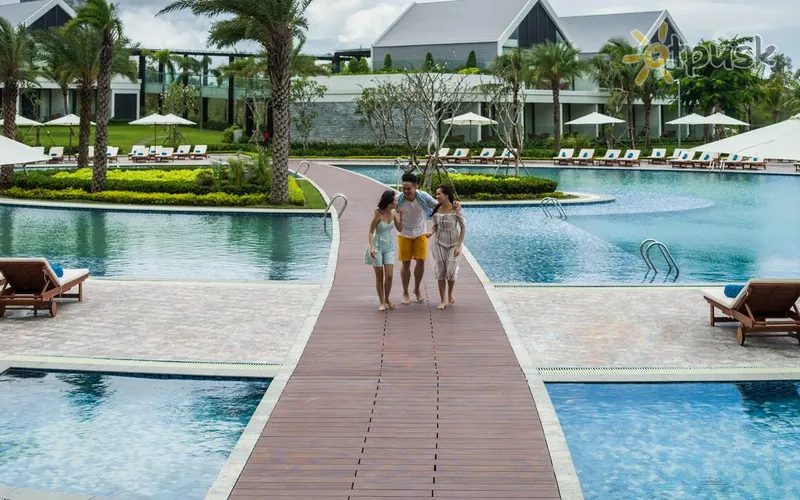 Фото отеля Radisson Blu Resort Phu Quoc 5* apie. Phu Quoc Vietnamas išorė ir baseinai