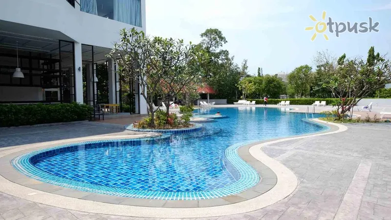 Фото отеля Welcome Jomtien Beach Hotel 3* Паттайя Таїланд екстер'єр та басейни