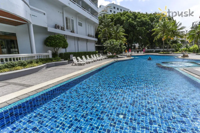 Фото отеля Welcome Plaza Hotel 3* Паттайя Таїланд екстер'єр та басейни