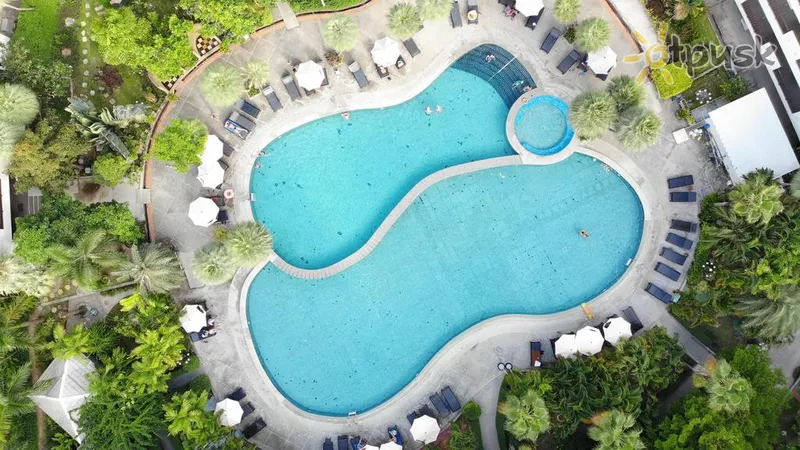 Фото отеля Wongamat Privacy Resort & Residence 3* Паттайя Таїланд екстер'єр та басейни