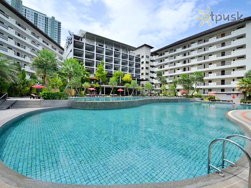 Фото отеля Wongamat Privacy Resort & Residence 3* Паттайя Таиланд экстерьер и бассейны