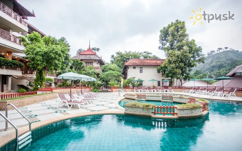 Фото отеля Anyavee Ao Nang Bay Resort 3* Крабі Таїланд екстер'єр та басейни