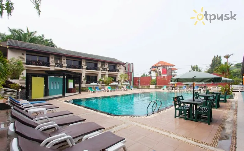 Фото отеля Anyavee Ban Ao Nang Resort 3* Крабі Таїланд екстер'єр та басейни