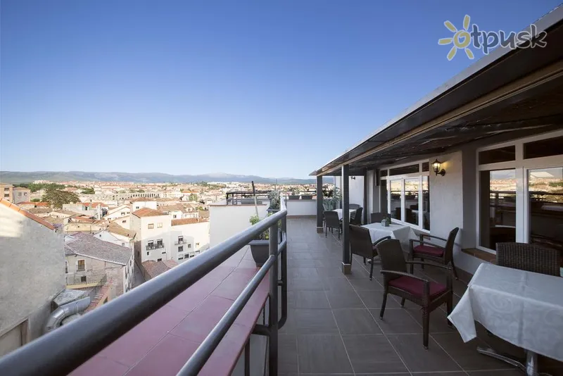Фото отеля Real Segovia Hotel 4* Segovija Spānija ārpuse un baseini