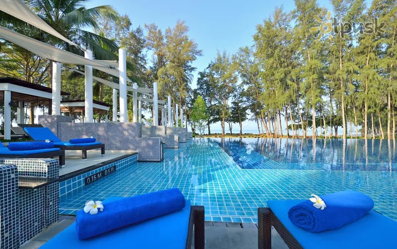 Фото отеля Dusit Thani Krabi Beach Resort 5* Краби Таиланд экстерьер и бассейны