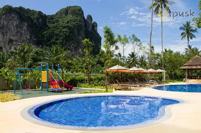 Фото отеля ibis Styles Krabi Ao Nang Hotel 3* Крабі Таїланд екстер'єр та басейни