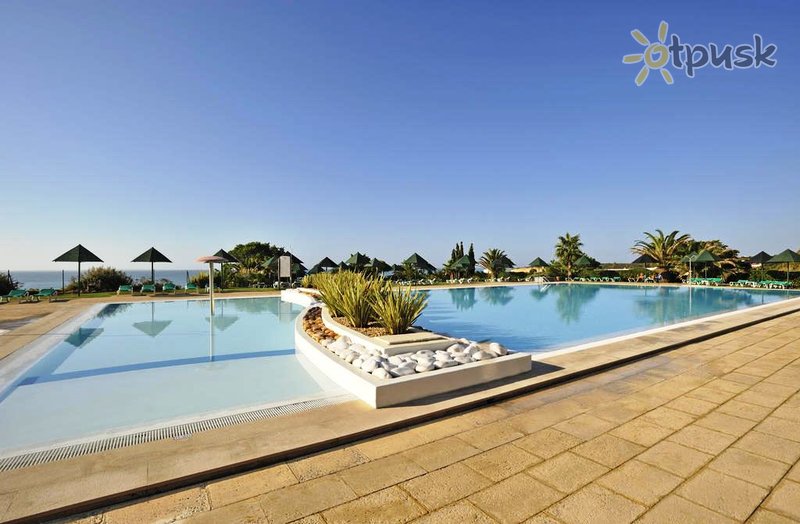 Фото отеля Pestana Viking Beach & Golf Resort 4* Алгарве Португалия экстерьер и бассейны