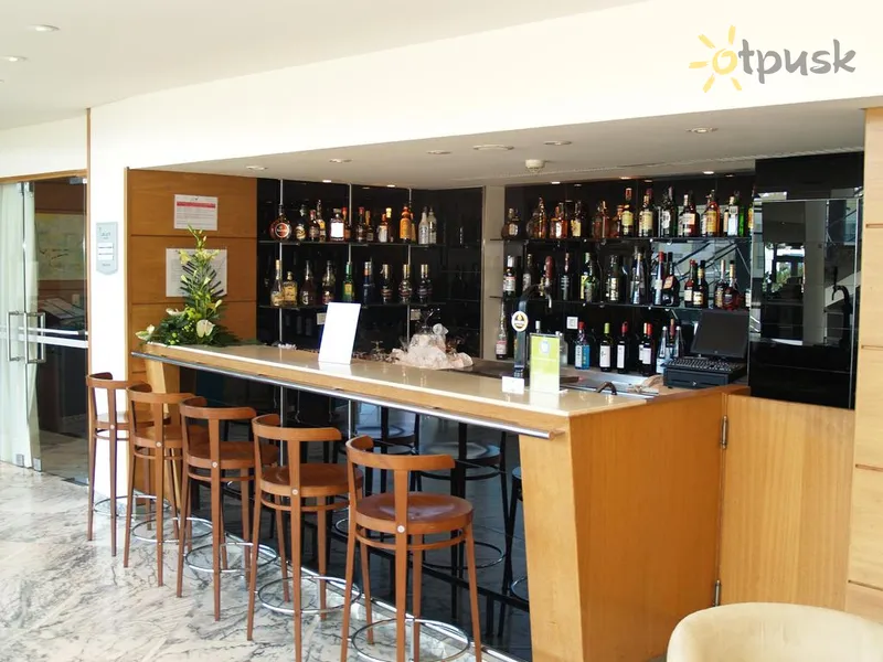 Фото отеля The Lince Azores Great Hotel 4* Понта-Делгада Португалія бари та ресторани