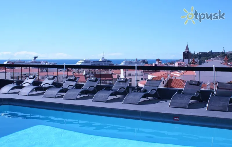 Фото отеля Hotel do Carmo 3* par. Madeira Portugāle ārpuse un baseini