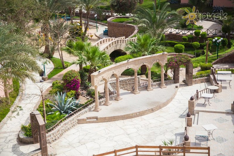 Фото отеля Zahabia Hotel & Beach Resort 3* Хургада Египет экстерьер и бассейны