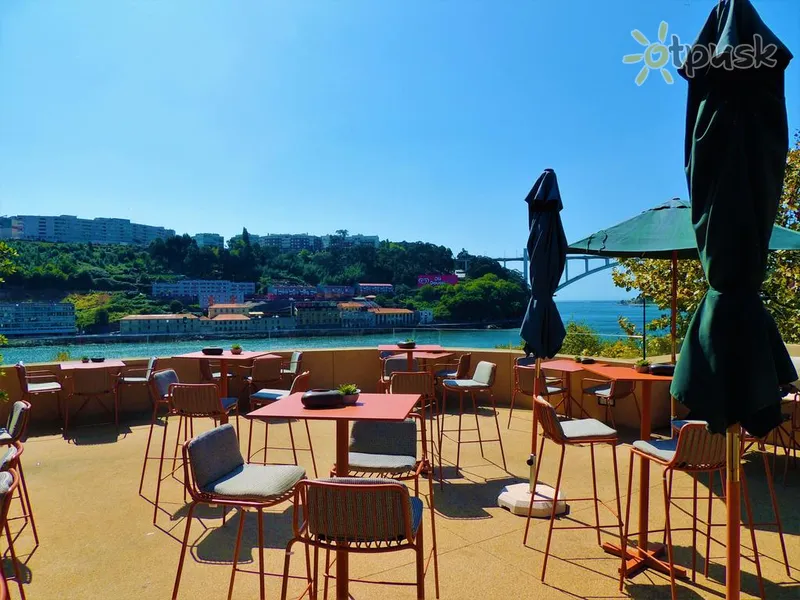 Фото отеля Vincci Porto 4* Порту Португалія бари та ресторани