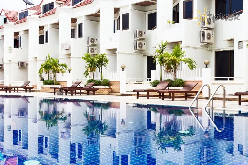 Фото отеля LK Paragon Pattaya 3* Паттайя Таїланд екстер'єр та басейни