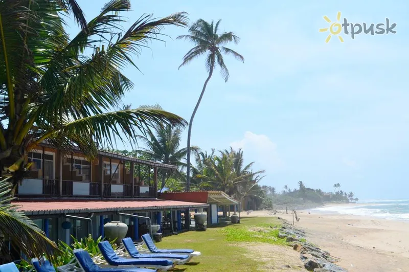 Фото отеля South Beach Resort 3* Коггала Шрі Ланка пляж