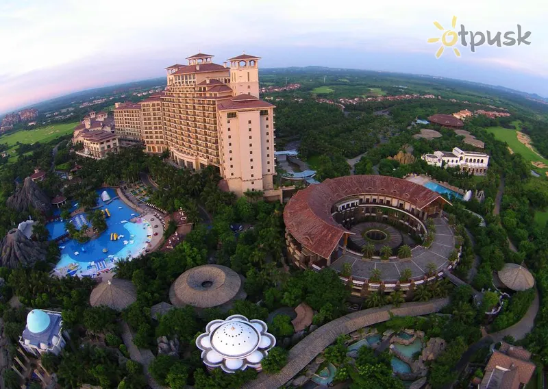 Фото отеля Mission Hills Haikou 5* о. Хайнань Китай экстерьер и бассейны