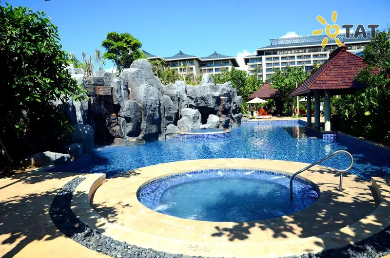 Фото отеля Haitang Bay Gloria Resort Sanya 5* о. Хайнань Китай екстер'єр та басейни