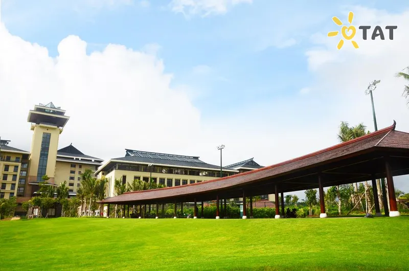 Фото отеля Haitang Bay Gloria Resort Sanya 5* о. Хайнань Китай екстер'єр та басейни