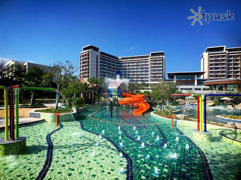 Фото отеля Sofitel Sanya Leeman Resort 5* о. Хайнань Китай экстерьер и бассейны