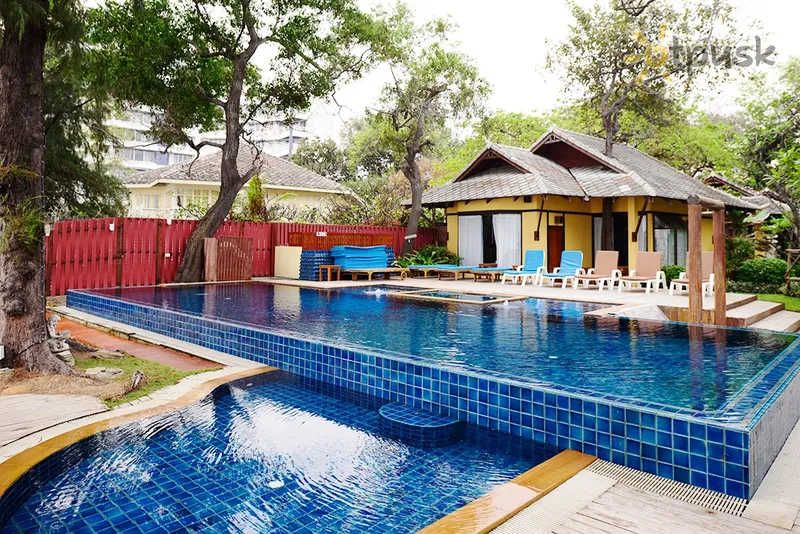 Фото отеля Baan Talay Dao 3* Ча-Ам & Хуа Хін Таїланд екстер'єр та басейни