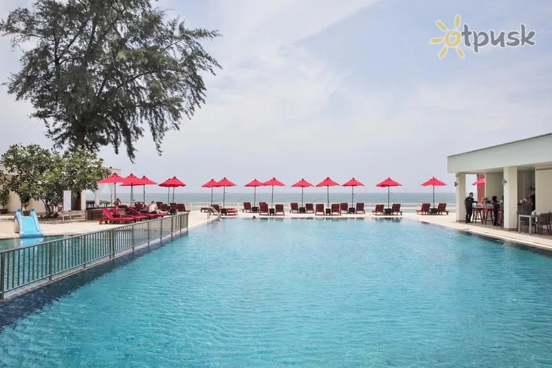 Фото отеля Chom View Hotel 3* Ча-Ам & Хуа Хін Таїланд екстер'єр та басейни