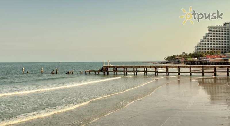 Фото отеля Hilton Hua Hin Resort & Spa 5* Ча-Ам & Хуа Хин Таиланд пляж
